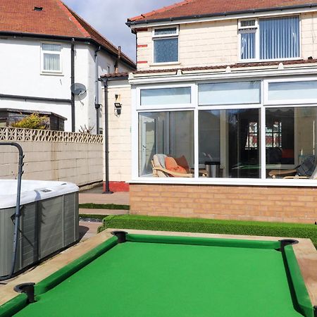 19 Slinger Road Villa Cleveleys Exterior photo